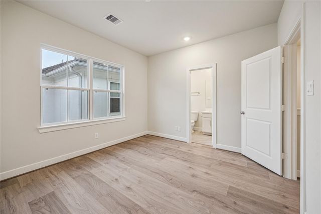 3075 Hicks Street, Houston, TX 77007