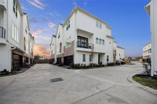 3075 Hicks Street, Houston, TX 77007