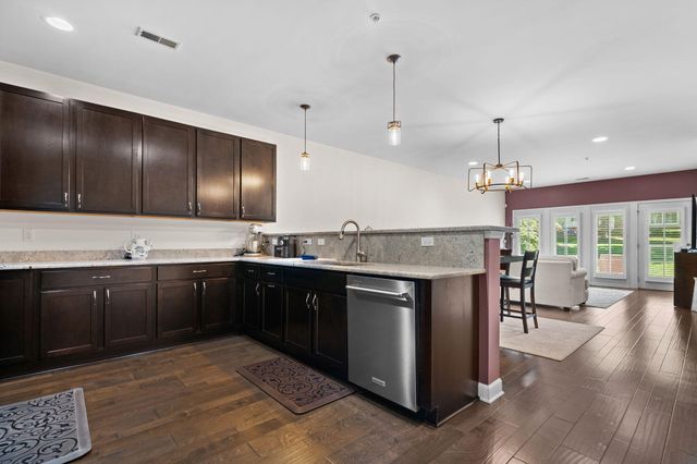 5541 Arbor Chase Drive 41, Ann Arbor, MI 48103