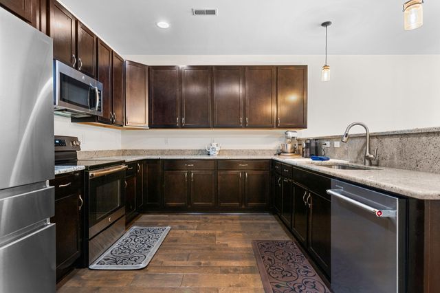 5541 Arbor Chase Drive 41, Ann Arbor, MI 48103