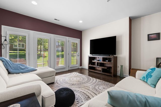 5541 Arbor Chase Drive 41, Ann Arbor, MI 48103