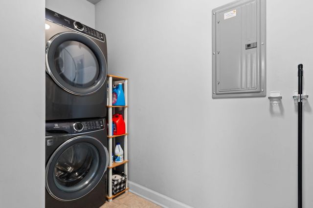 5541 Arbor Chase Drive 41, Ann Arbor, MI 48103
