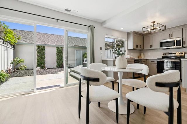 1035 Dove Lane, Foster City, CA 94404