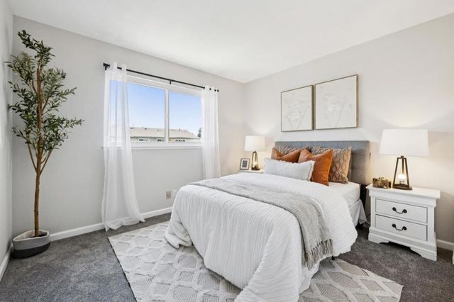 1035 Dove Lane, Foster City, CA 94404