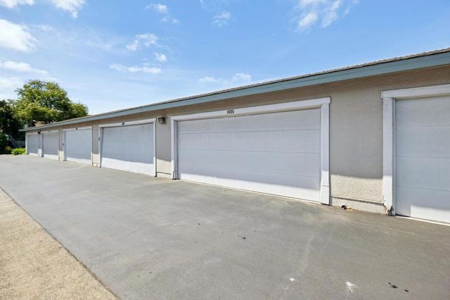 1035 Dove Lane, Foster City, CA 94404