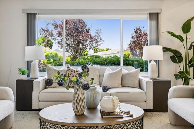 1035 Dove Lane, Foster City, CA 94404