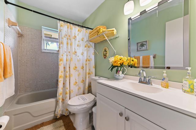 13715 Via Aurora D D, Delray Beach, FL 33484