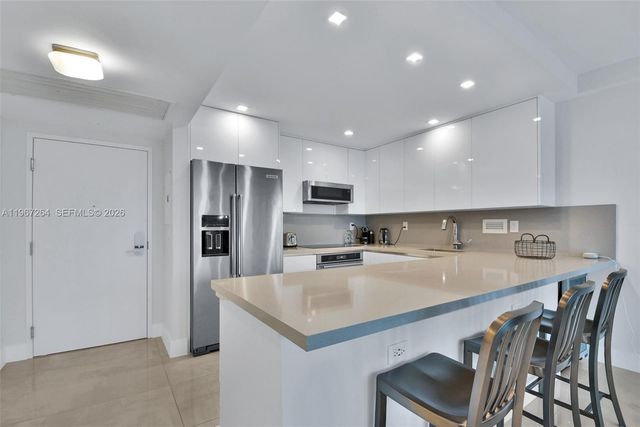 2301 Collins Ave 303, Miami Beach, FL 33139