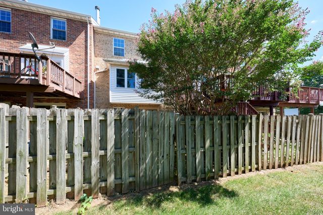 21073 SEMBLANCE DR, Sterling, VA 20164