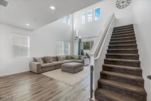 484 Tibbetts Street, Santa Paula, CA 93060