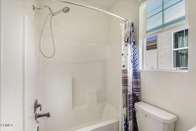 484 Tibbetts Street, Santa Paula, CA 93060