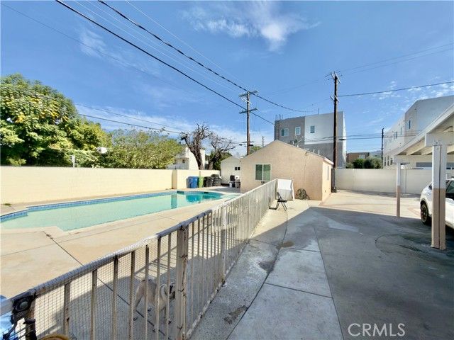 5654 Stansbury, Van Nuys (los Angeles), CA 91401