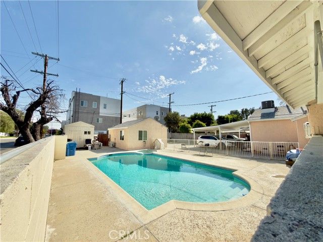 5654 Stansbury, Van Nuys (los Angeles), CA 91401