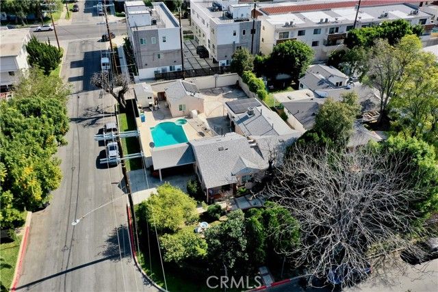 5654 Stansbury, Van Nuys (los Angeles), CA 91401