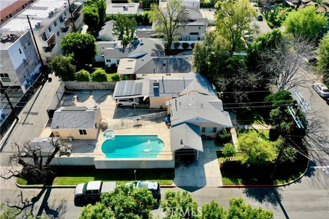 5654 Stansbury, Van Nuys (los Angeles), CA 91401