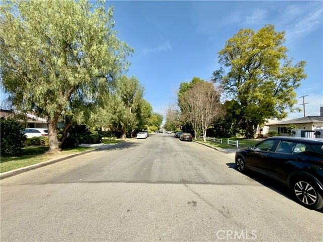 5654 Stansbury, Van Nuys (los Angeles), CA 91401