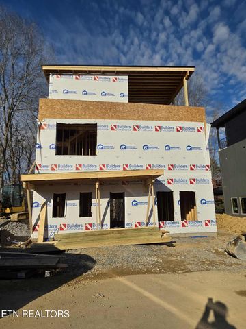 Tipi Way, Pigeon Forge, TN 37863