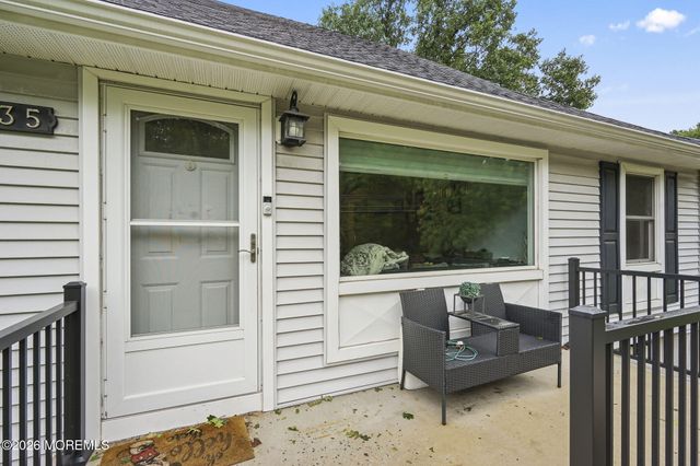 335 Middle Road, Hazlet, NJ 07730
