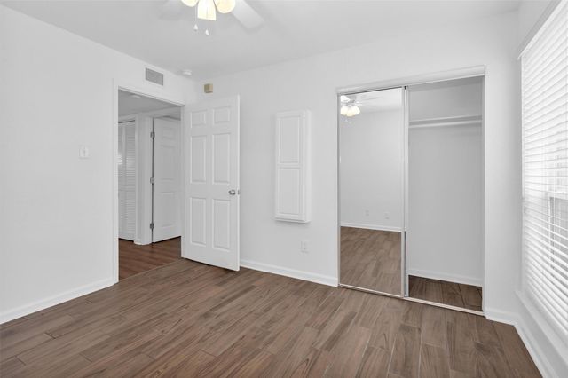 5005 Georgi Lane 38, Houston, TX 77092
