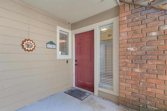 5005 Georgi Lane 38, Houston, TX 77092