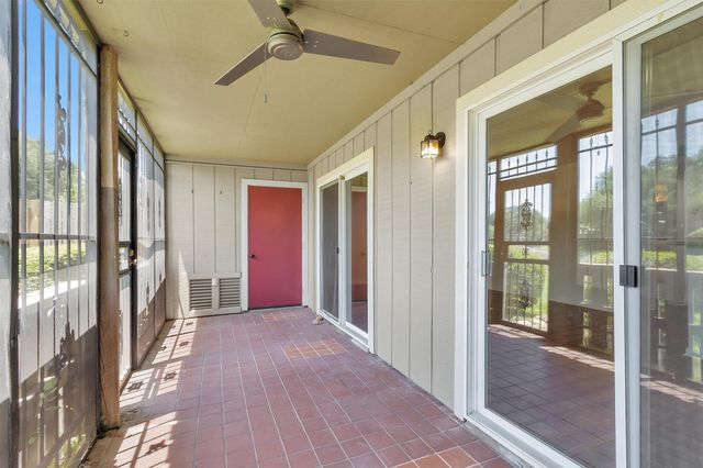 5005 Georgi Lane 38, Houston, TX 77092