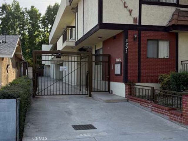 5227 Eagle Dale 2, Los Angeles, CA 90041