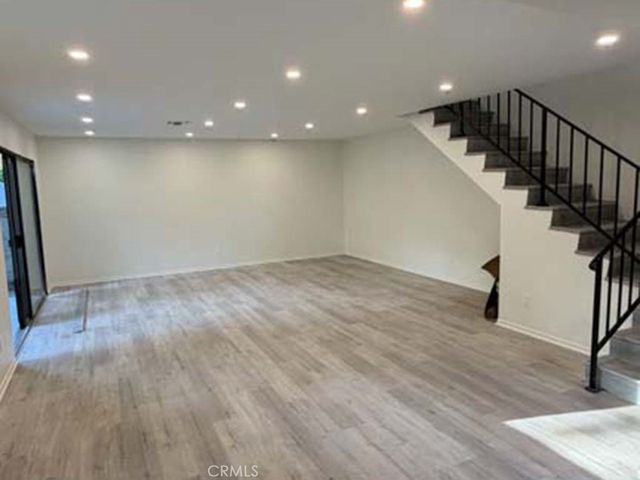 5227 Eagle Dale 2, Los Angeles, CA 90041