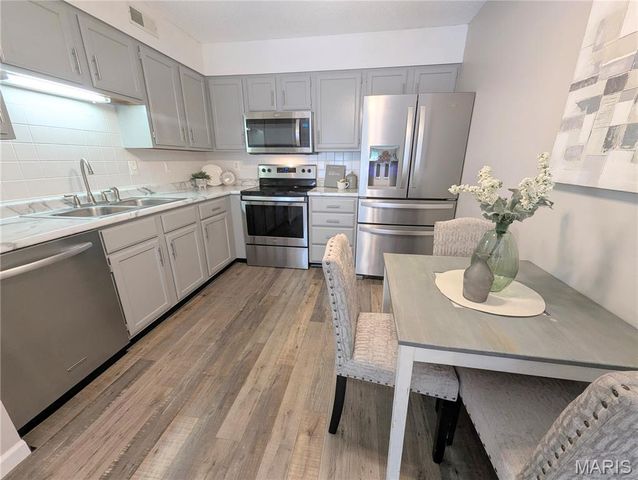 4300 Forder Place F, St Louis, MO 63129
