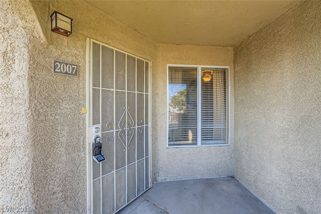 4400 South Jones Boulevard 2007, Las Vegas, NV 89103 — photo 3