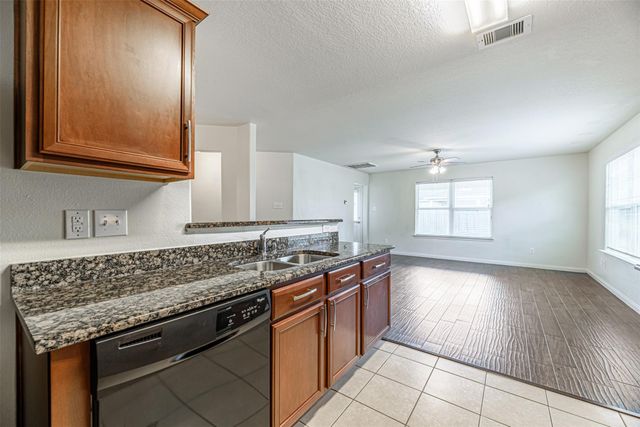 11207 Hall Pines Court, Houston, TX 77075