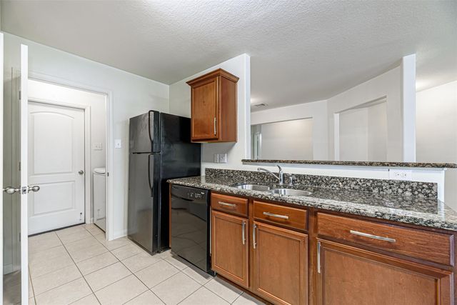 11207 Hall Pines Court, Houston, TX 77075