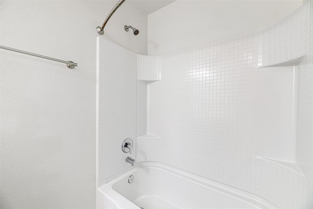 11207 Hall Pines Court, Houston, TX 77075
