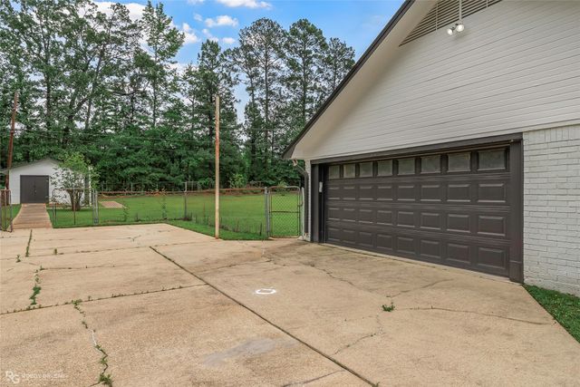 4131 Waller Drive, Shreveport, LA 71119