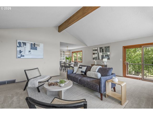 10195 Sw KABLE St, Portland, OR 97224