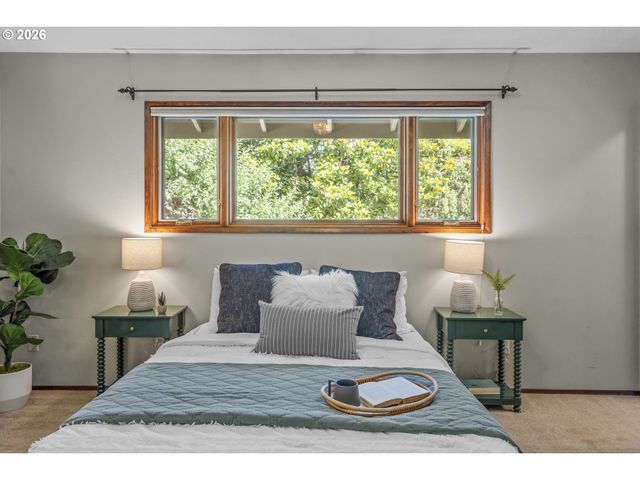 10195 Sw KABLE St, Portland, OR 97224