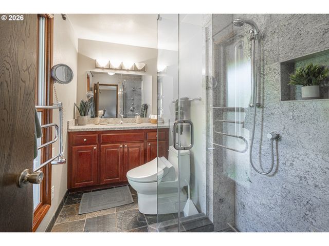 10195 Sw KABLE St, Portland, OR 97224