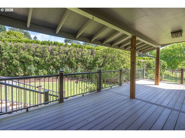 10195 Sw KABLE St, Portland, OR 97224