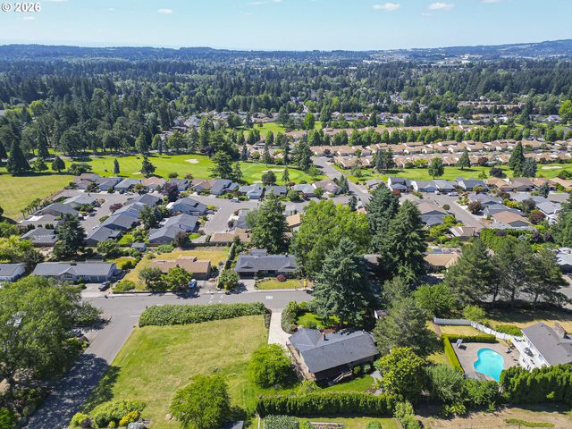 10195 Sw KABLE St, Portland, OR 97224