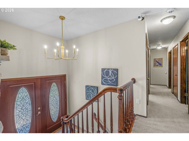 10195 Sw KABLE St, Portland, OR 97224
