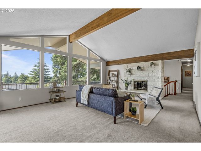 10195 Sw KABLE St, Portland, OR 97224