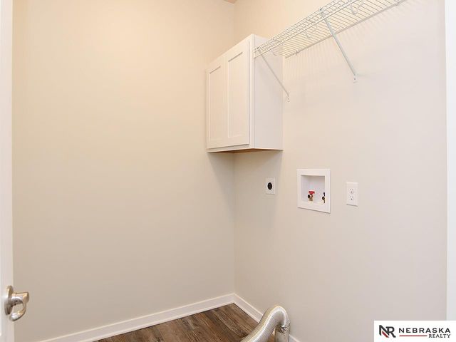 11741 S 112th Street, Papillion, NE 68046