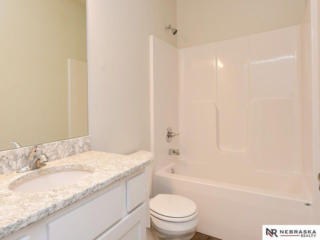 11741 S 112th Street, Papillion, NE 68046