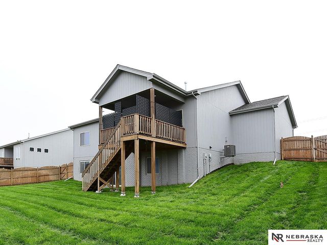 11741 S 112th Street, Papillion, NE 68046