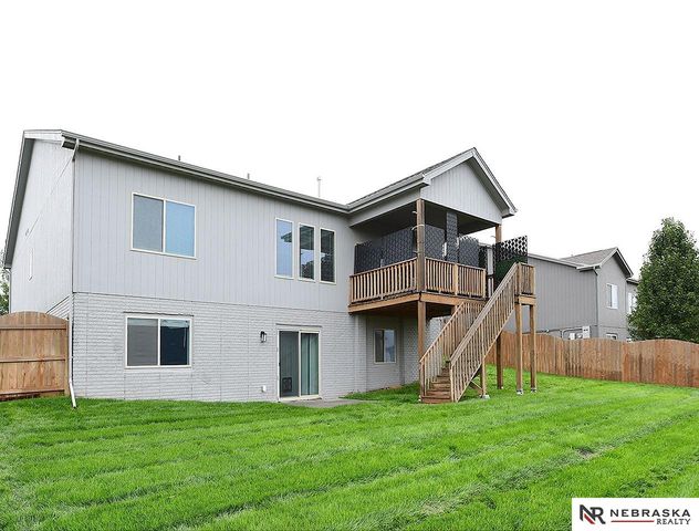 11741 S 112th Street, Papillion, NE 68046