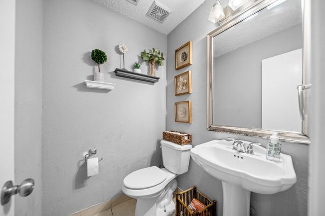 7713 Harbor Drive, Rowlett, TX 75088