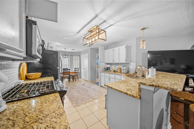 7713 Harbor Drive, Rowlett, TX 75088