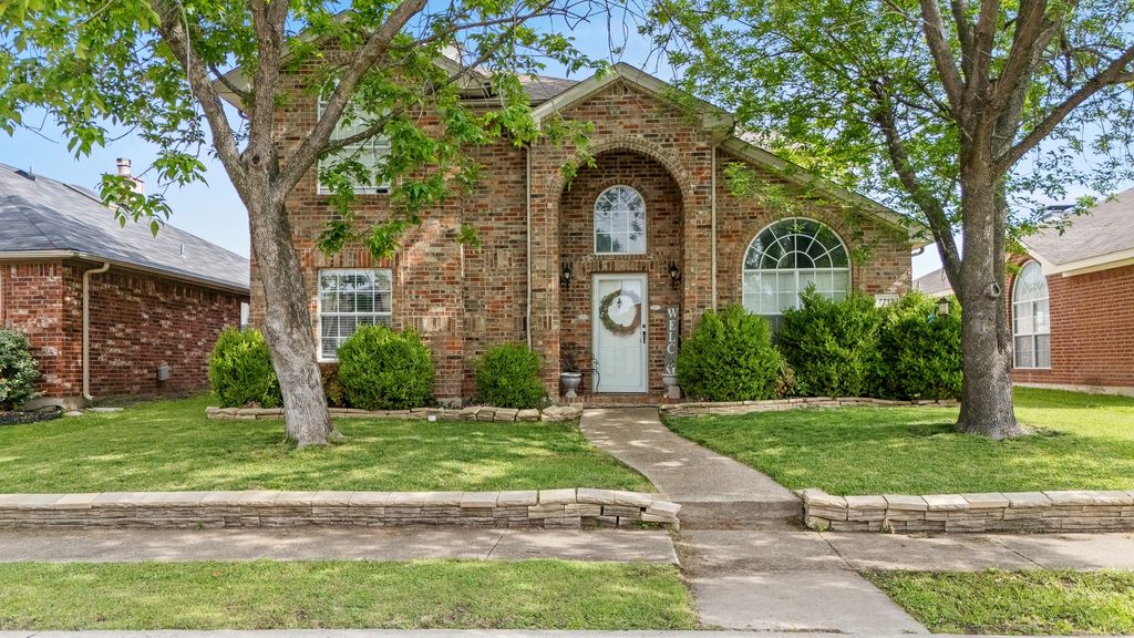 7713 Harbor Drive, Rowlett, TX 75088