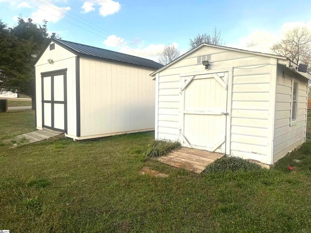 411 Hillbrook Circle, Pacolet, SC 29372