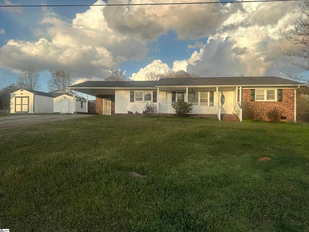 411 Hillbrook Circle, Pacolet, SC 29372