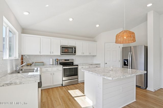 4505 PROSPERITY Way, Jacksonville, FL 32210